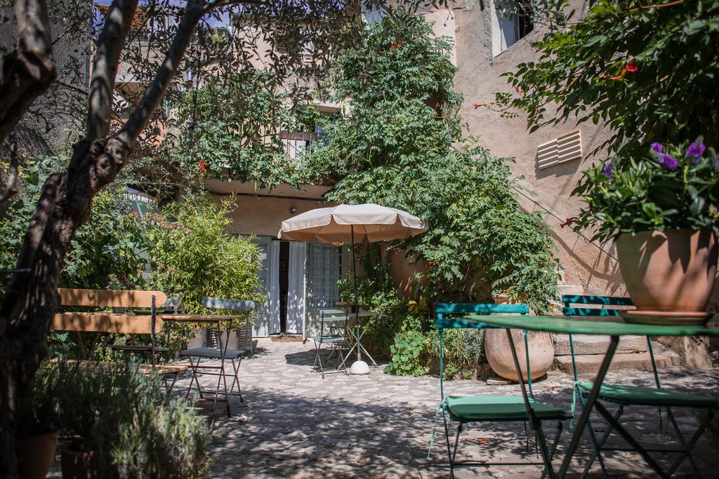 Ancienne Maison Des Gardes Lourmarin Zewnętrze zdjęcie