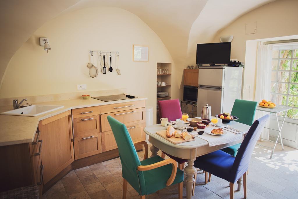 Ancienne Maison Des Gardes Lourmarin Zewnętrze zdjęcie