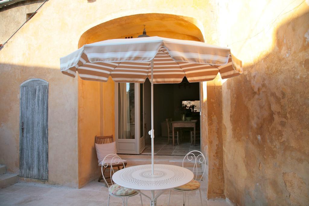 Ancienne Maison Des Gardes Lourmarin Zewnętrze zdjęcie