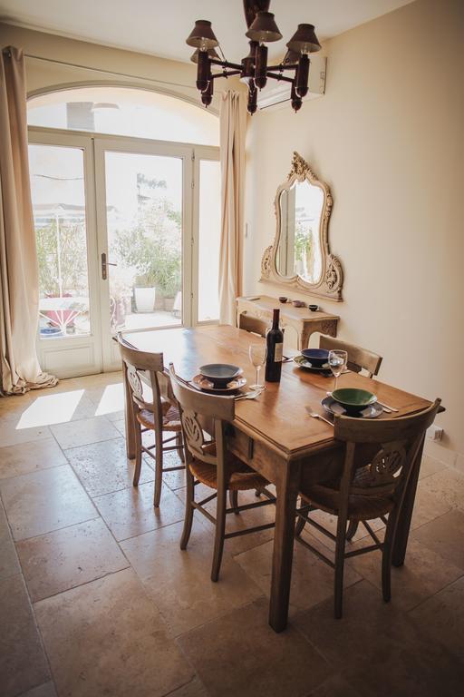 Ancienne Maison Des Gardes Lourmarin Zewnętrze zdjęcie
